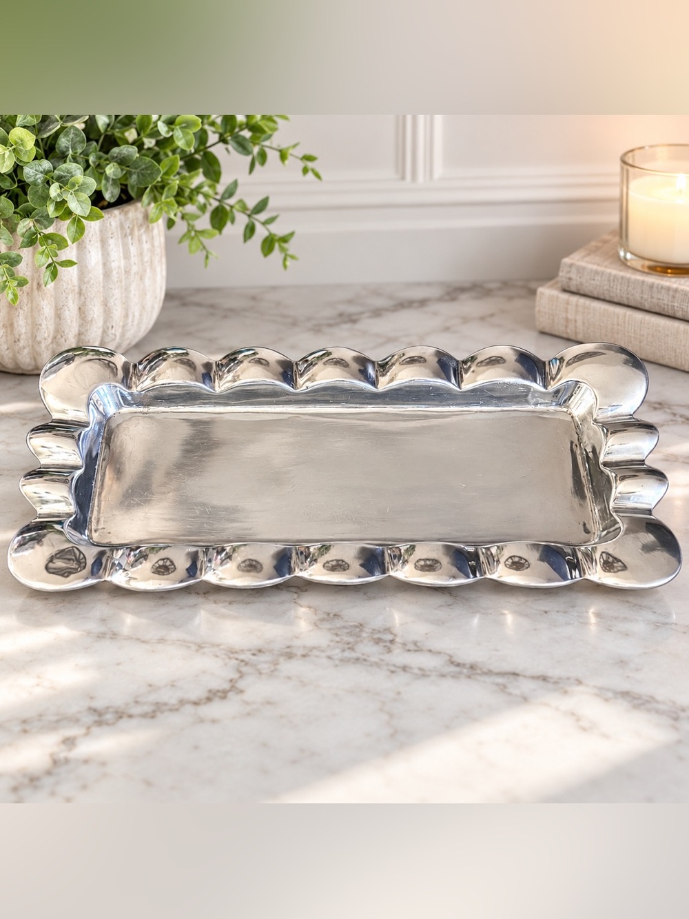 Godinger Ultrametal Cast Aluminum Scalloped Serving Tray Silver